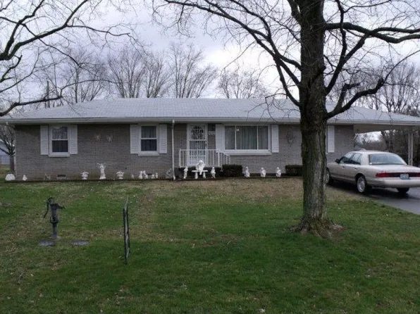 410 Wayne Dr, Hopkinsville, KY 42240