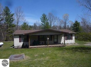 110 Wagarville Rd, Gladwin, MI 48624