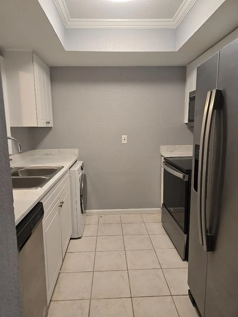3919 Bell Tower Dr - Unit 5 Bell Tower — Photo 2