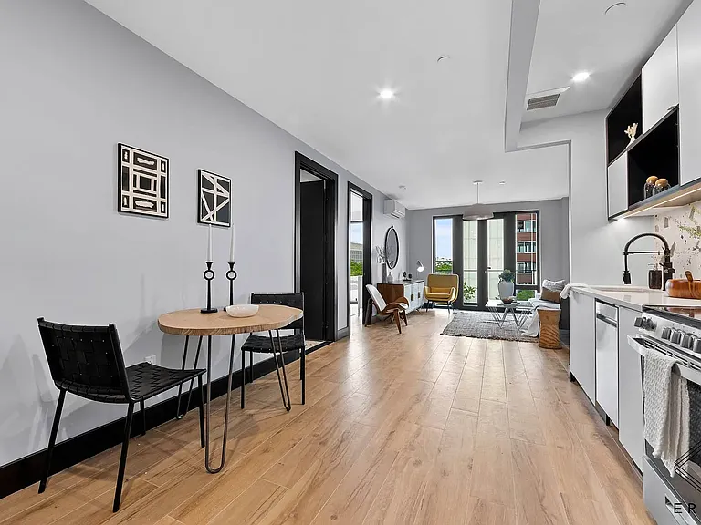 828 New York Ave #6B — Photo 2