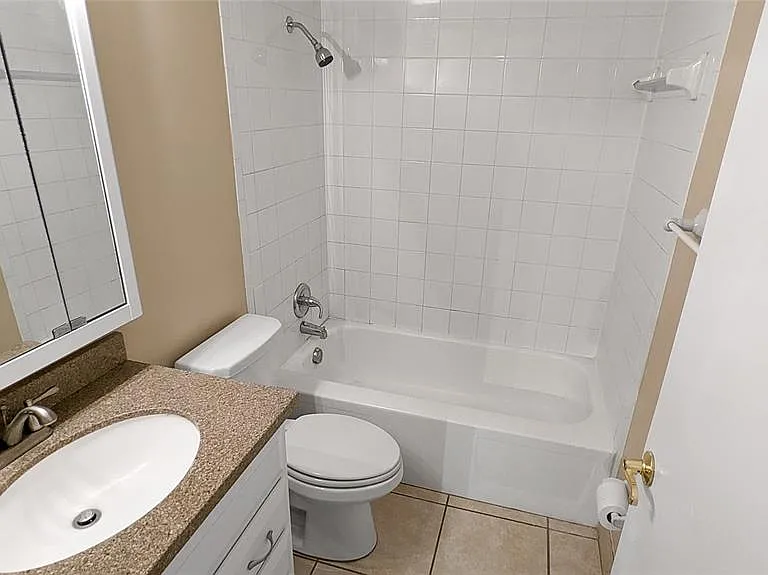 1000 Lake Of The Woods Blvd #C103 — Photo 13