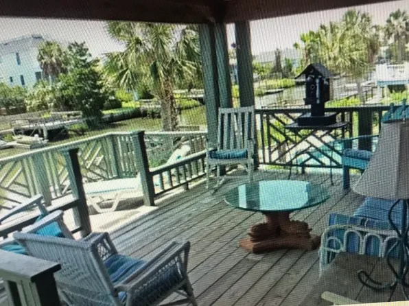 99 Sportsman Dr, Pawleys Island, SC 29585