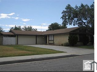 44314 Gingham Ave, Lancaster, CA 93535