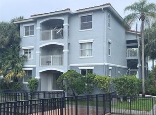 9640 NW 2nd St #5302, Hollywood, FL 33024