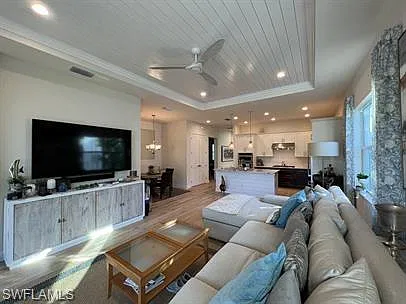 9007 Saint Lucia Dr — Photo 13