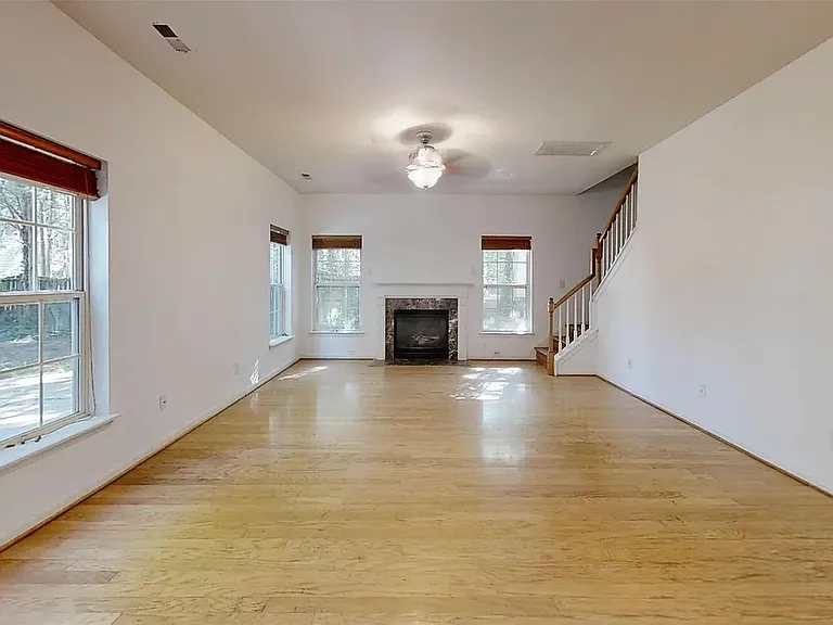 7411 Gate Key Ct — Photo 5