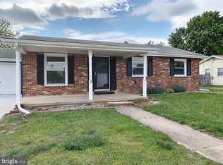 13 Oak Dr, Smyrna, DE 19977