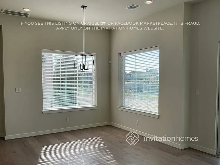 6315 Paddington Bend Dr — Photo 3