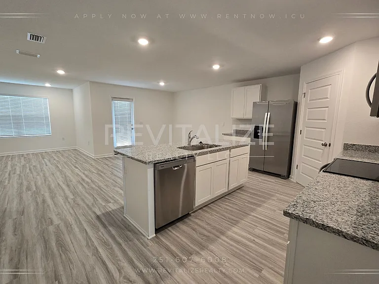 22006 Aleutian Ave — Photo 5