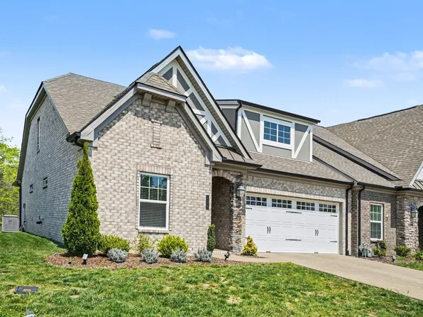 124 Owl Hollow Rd, Hendersonville, TN 37075