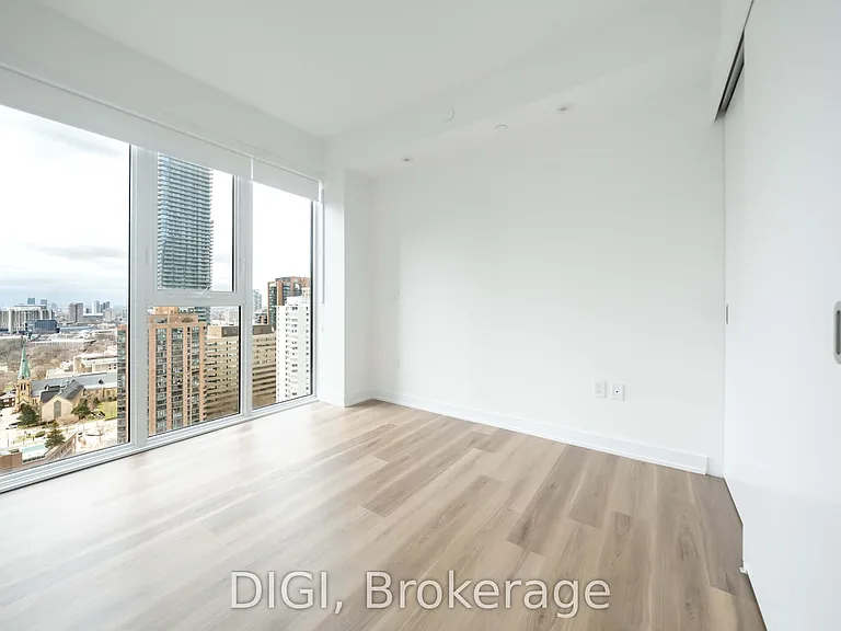8 Gloucester St #2603 — Photo 9