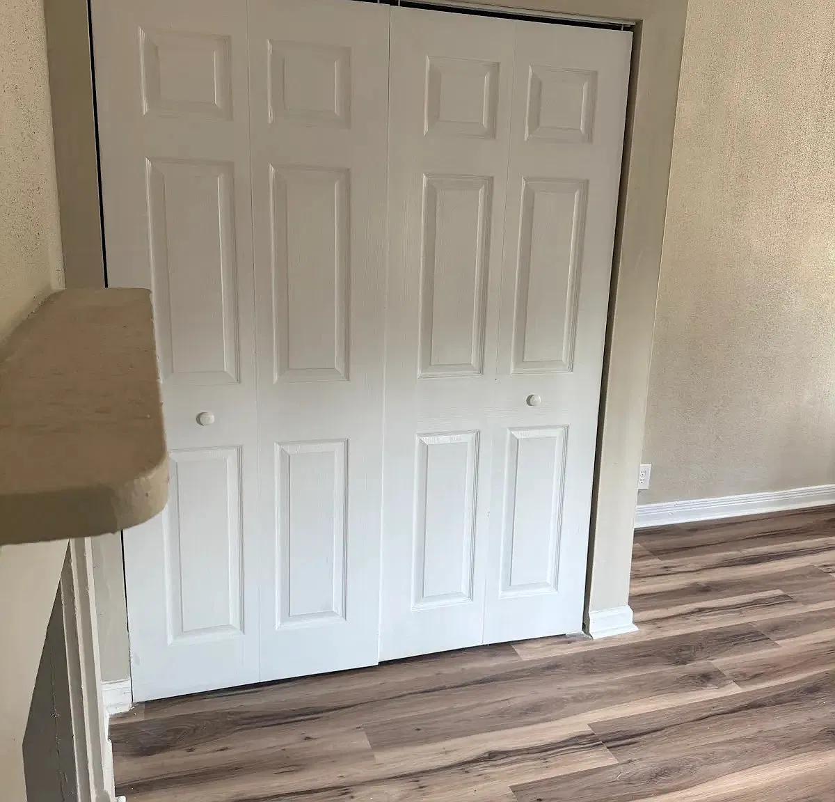 1752 West Oak Street — Photo 4