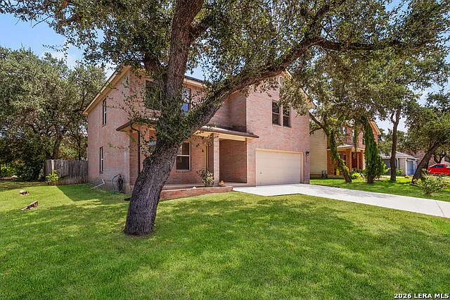 4 bed, 2.5 bath, 2329 sqft, $2,000 — Photo 3