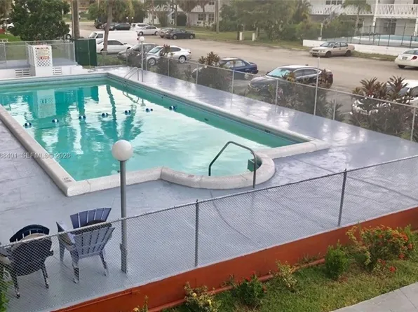 1450 NE 170th St APT 306, North Miami Beach, FL 33162