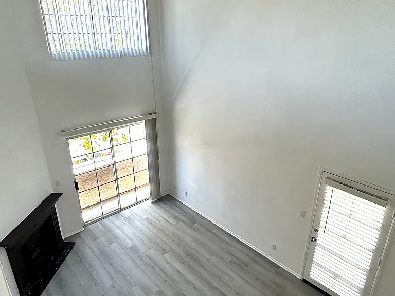 3618 Empire Dr #201 — Photo 16