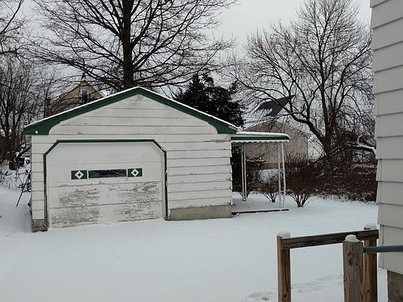 5th image of 1428 Douglas Ave