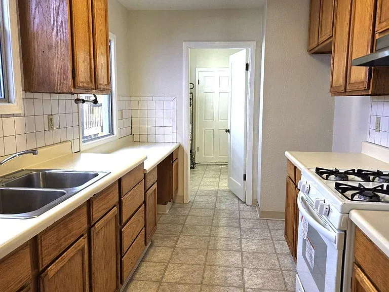 702 Solano Ave #702 — Photo 1
