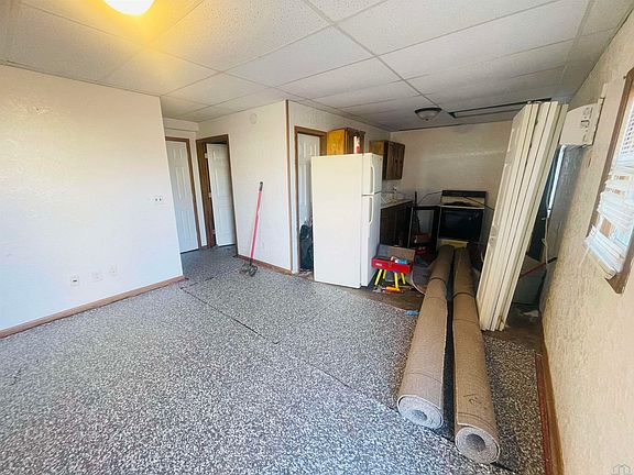 3rd image of 305 Main St