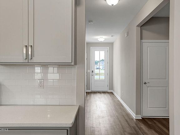 4th image of 129 Henderson Drive #34