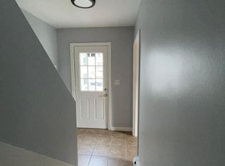 24 Grove St #R, Haverhill, MA 01832