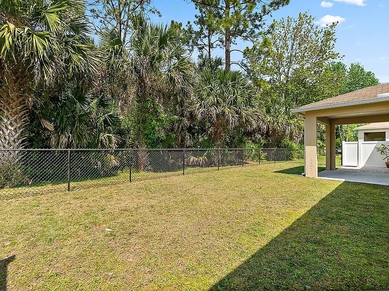 37 Pine Grove Dr — Photo 18