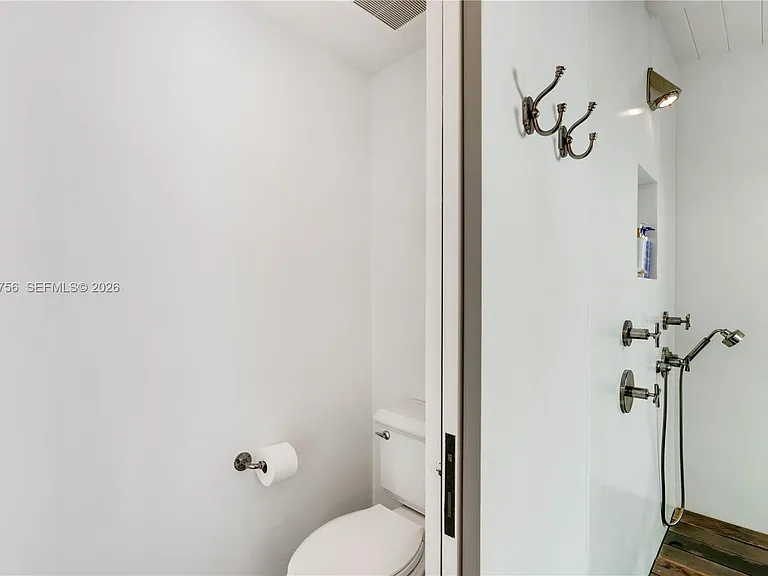 270 Island Dr — Photo 19