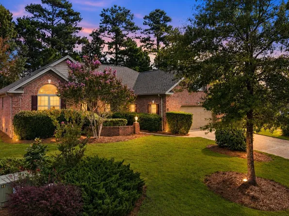1304 Monarch Court, Leland, NC 28479