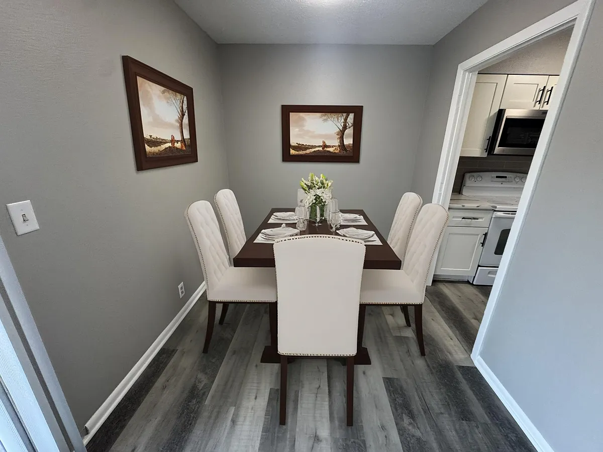 Building Photo - 3418 Gertrude St #36