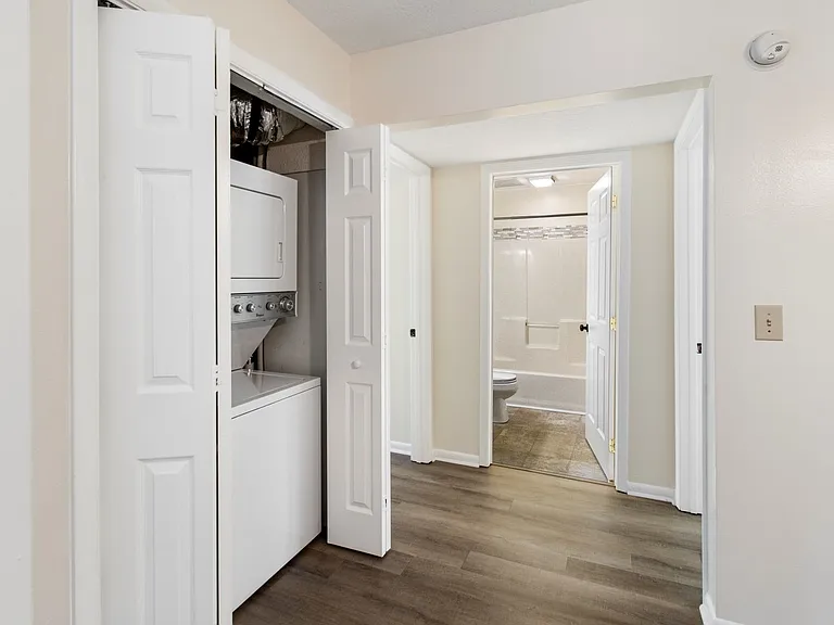 100 Bearwood Dr — Photo 10