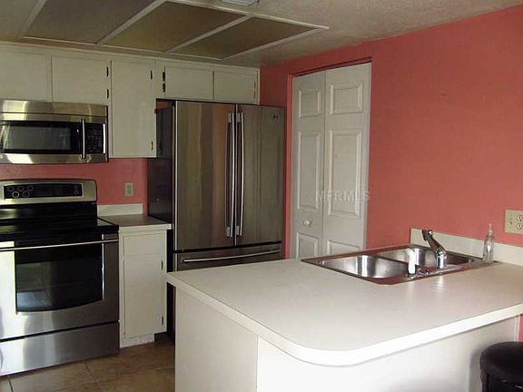 4th image of 1906 W Dekle Ave APT J