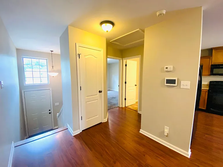 1728 Thistlewood Dr — Photo 6