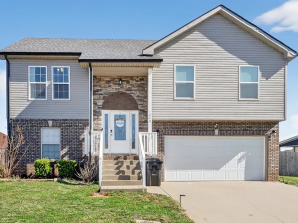 1049 Charles Thomas Dr, Clarksville, TN 37042