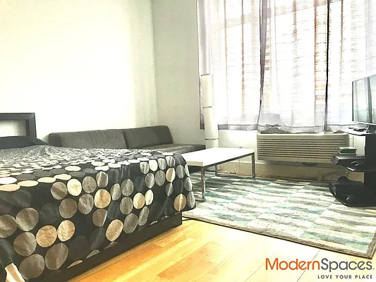 Rented by Modern Spaces | media 32