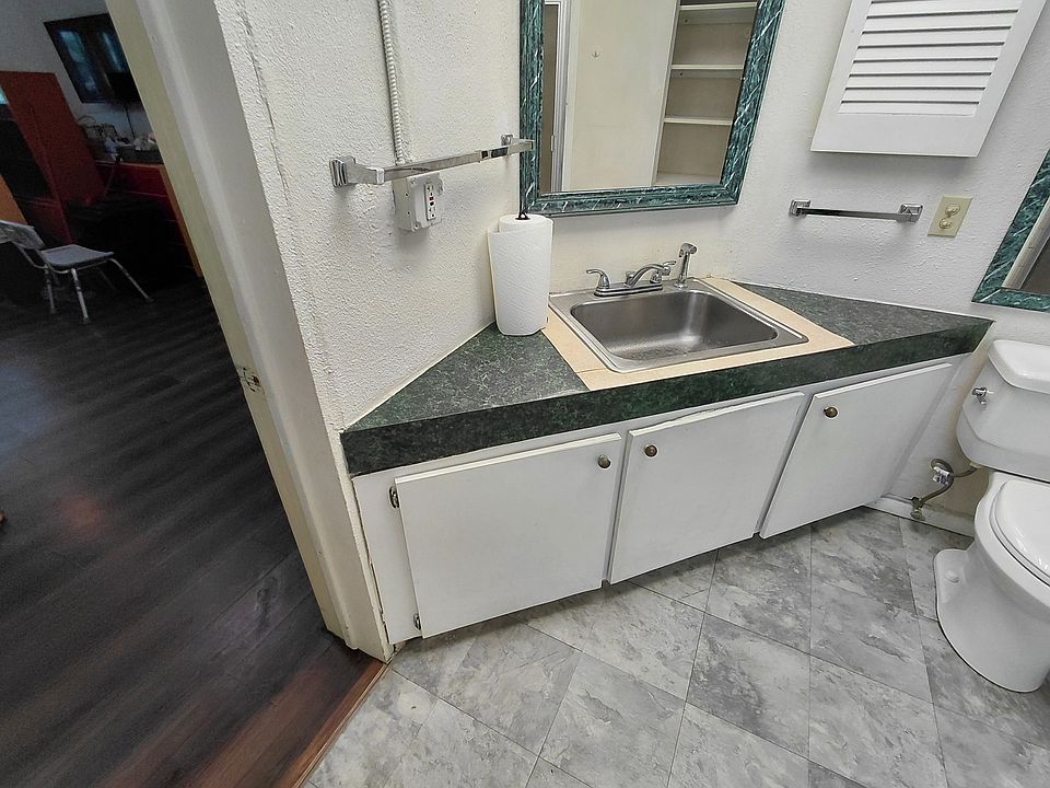 1st image of 5720 24th St W #1