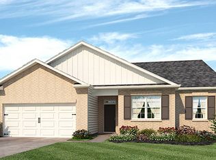2330 Sawgrass Dr, Hampton, GA 30228