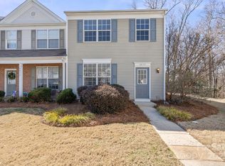 6879 Rothchild Dr, Charlotte, NC 28270