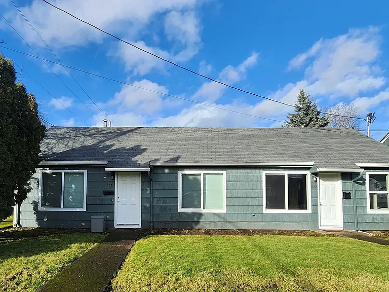 410 - 11th Ave 4-Plex — Photo 5