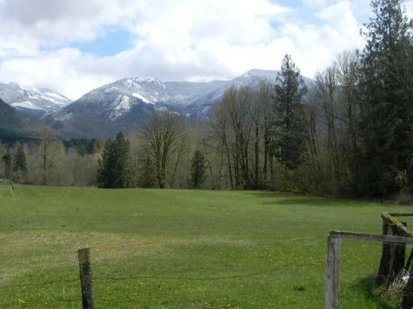 5651 Bell Creek Rd, Deming, WA 98244