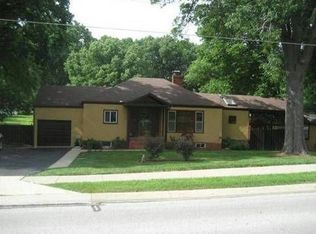 8414 W 61st St, Overland Park, KS 66202