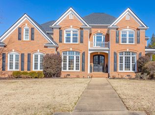 1411 Stornoway Ln, Hixson, TN 37343