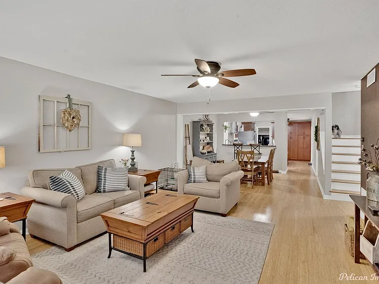 119 Stratmore Dr — Photo 5