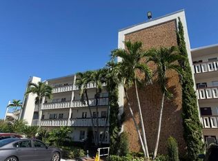4008 Hythe #4008-A, Boca Raton, FL 33434