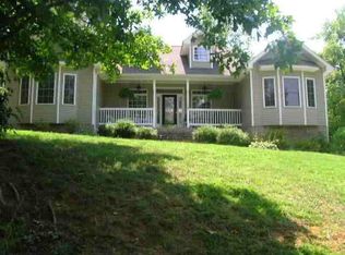 3687 Crown Colony Dr NW, Cleveland, TN 37312