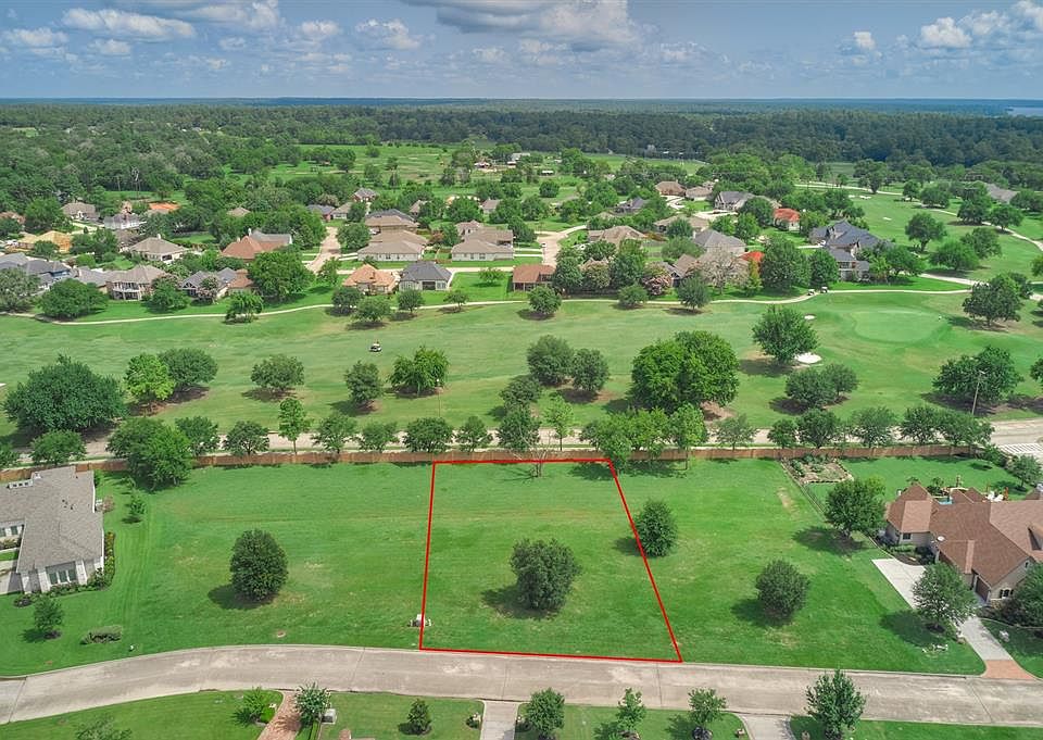 Welcome home to 130 Club Creek Drive!