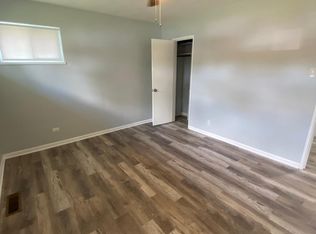 17312 Greenbay Ave, Lansing, IL