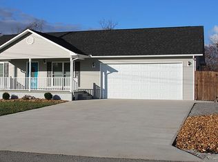 303 Fawn Loop, Crossville, TN 38555