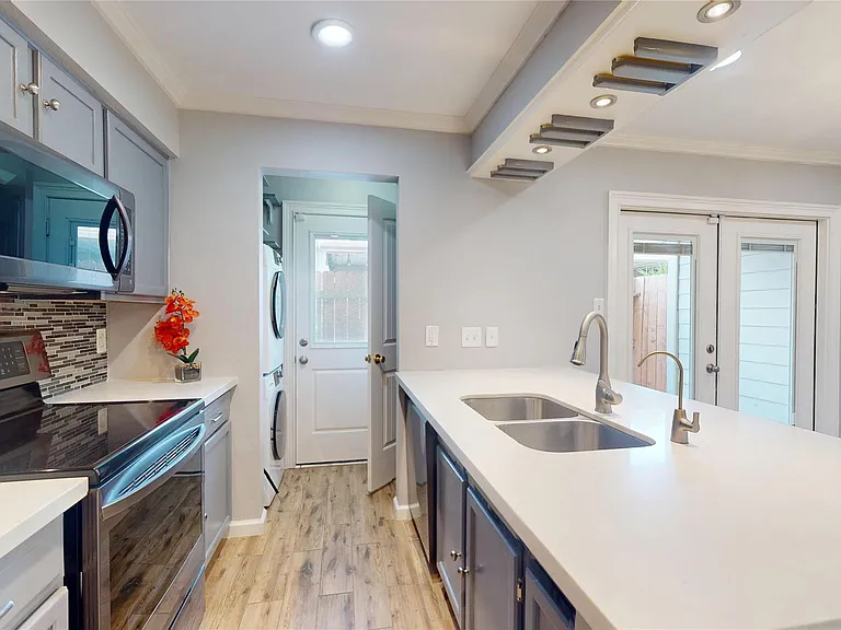 10615 Briar Forest Dr #702 — Photo 6