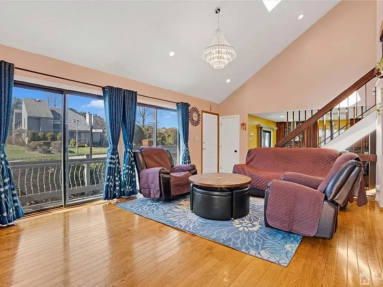 Living room with lot of natural lighting