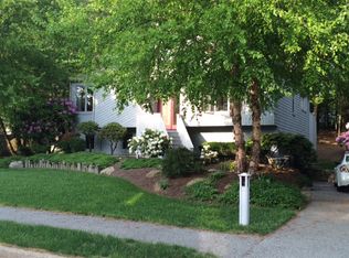 4 Birchwood Ln, Coventry, RI 02816