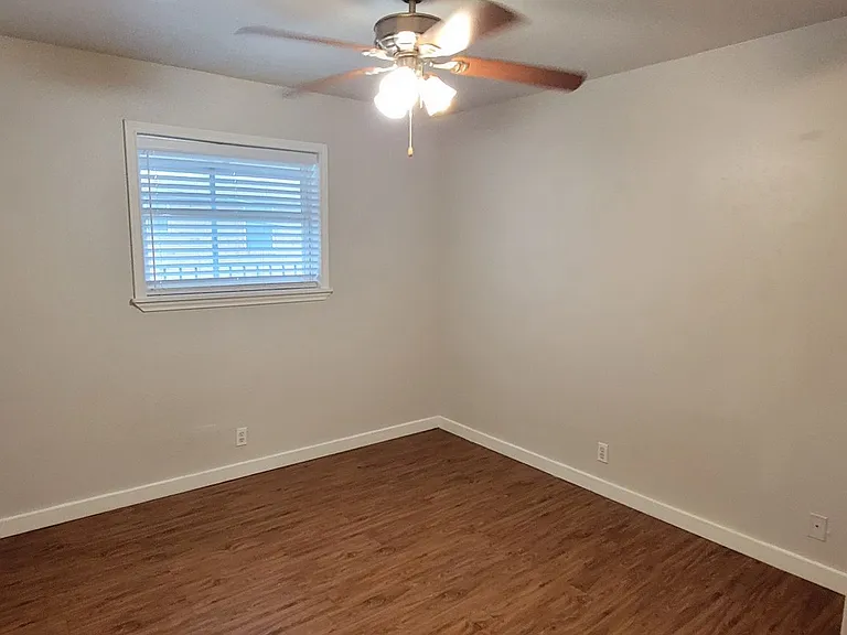 2428 Louise St #2505 — Photo 48